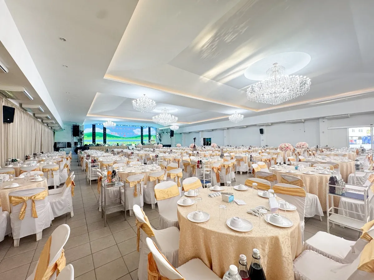 บรรยากาศห้องจัดเลี้ยงงานแต่งLeLoveHall