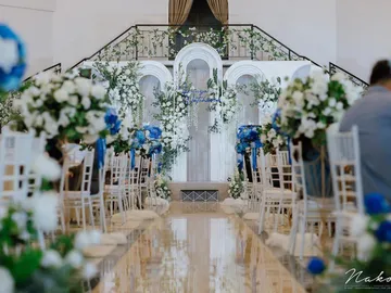 LE-LOVE-HALL(3)
