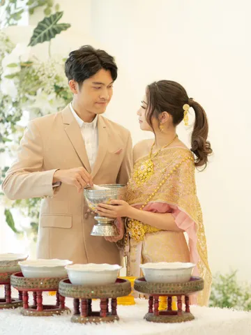 งานพิธีพร้อมเลี้ยงฉลอง