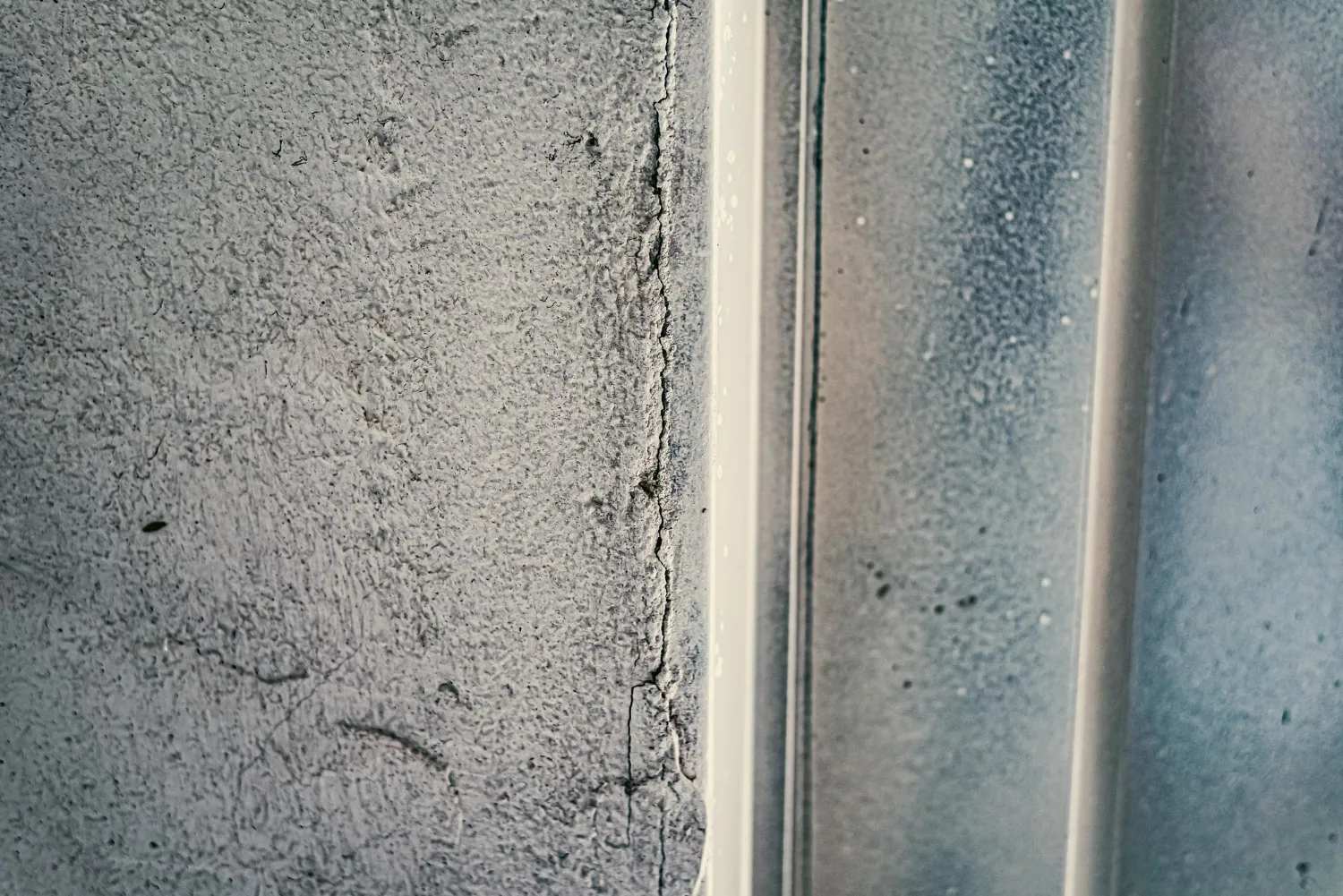 Moisture-proofwall01