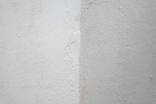 Waterleaksthroughthewall03