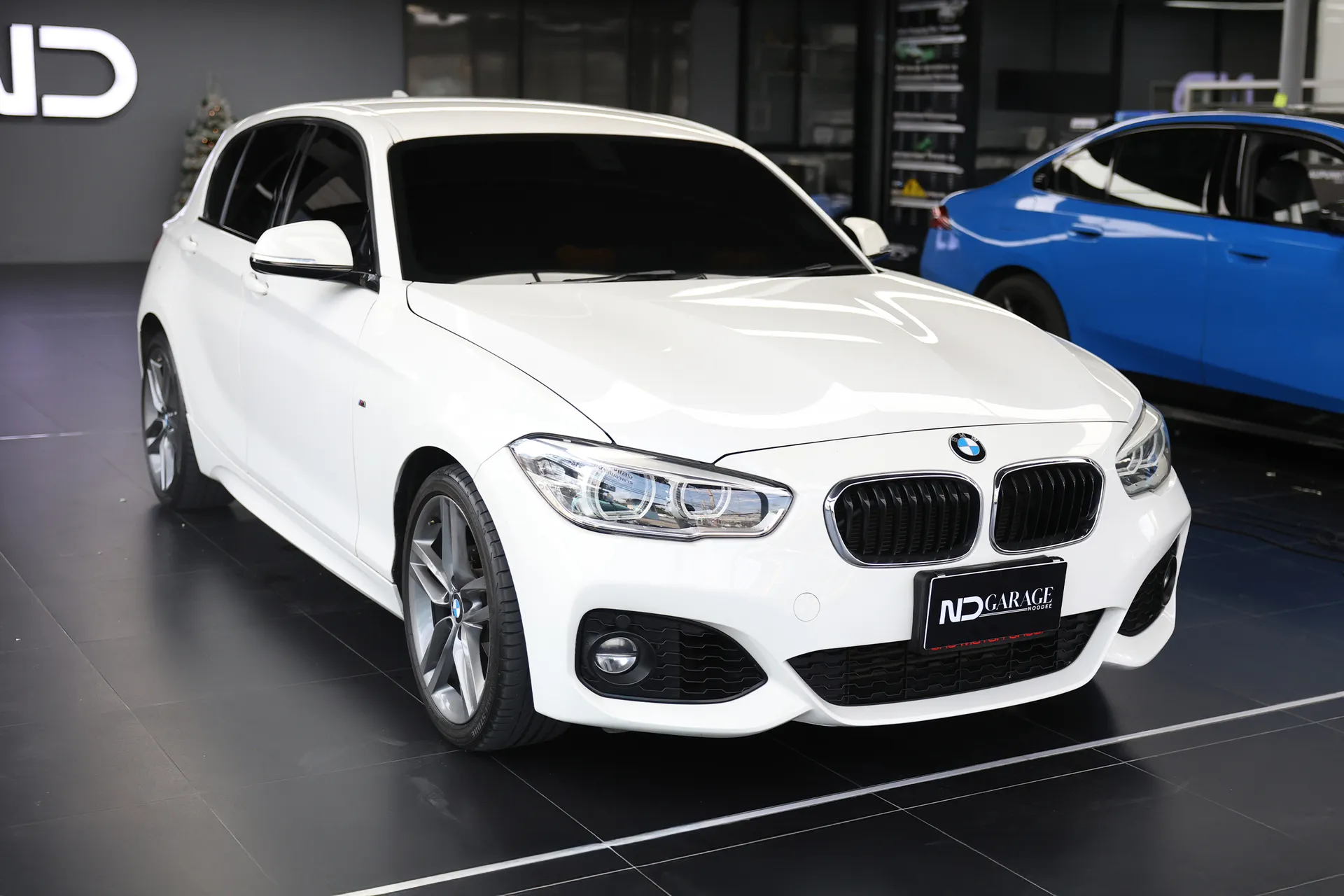 BMW118i(1)