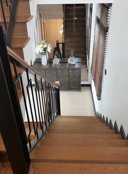 thaistair10