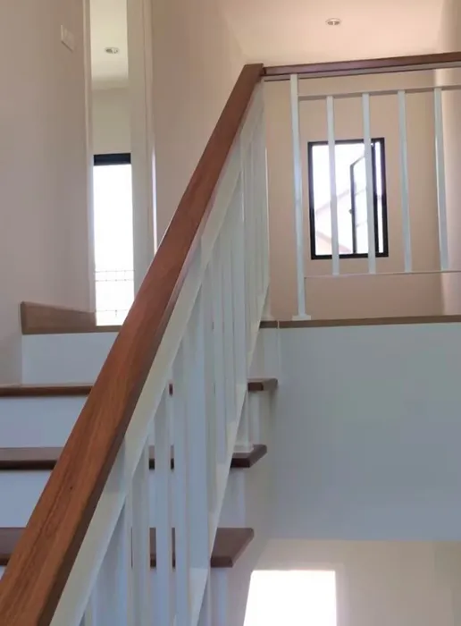 thaistair11