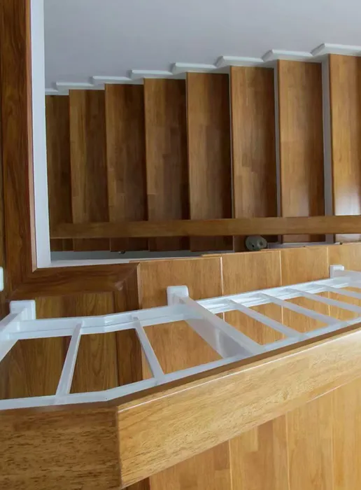 thaistair12