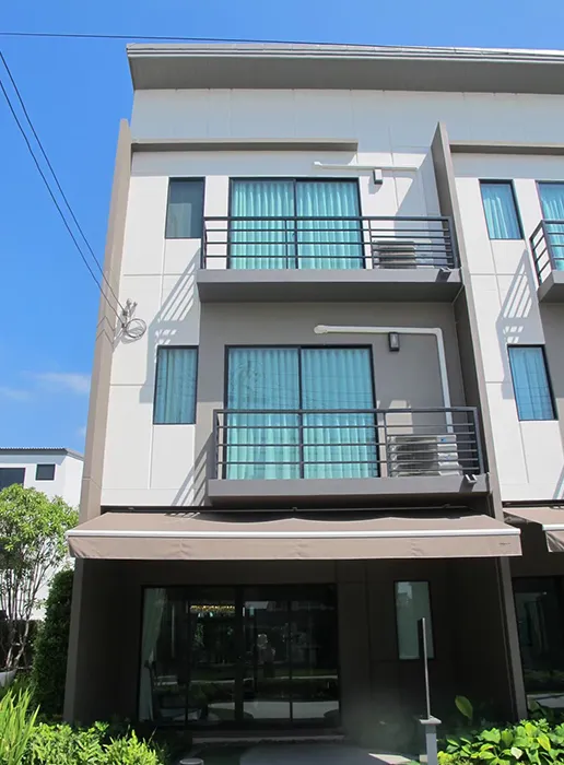 thaistair13