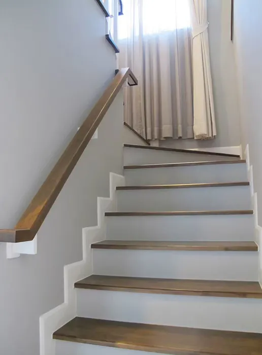 thaistair18