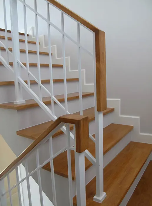 thaistair25