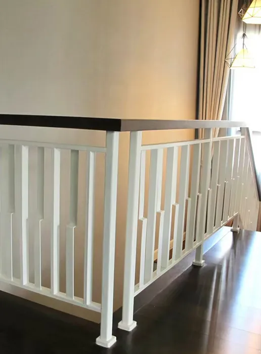 thaistair2