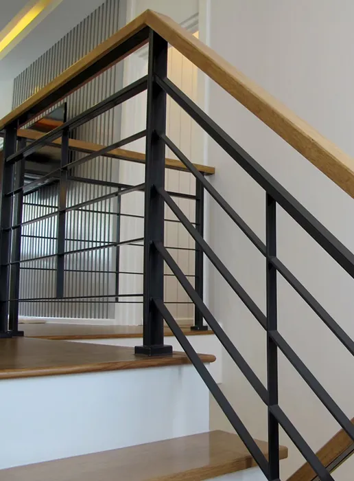 thaistair2