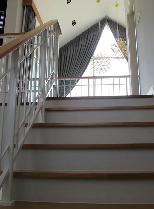thaistair30