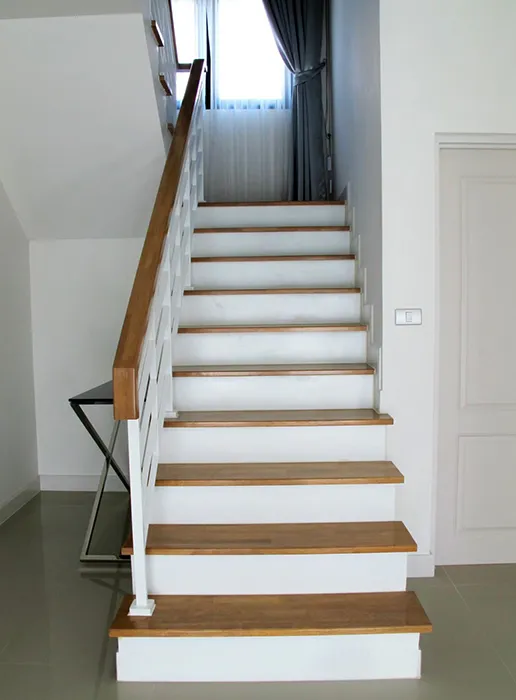 thaistair3