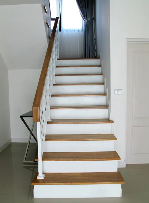 thaistair3