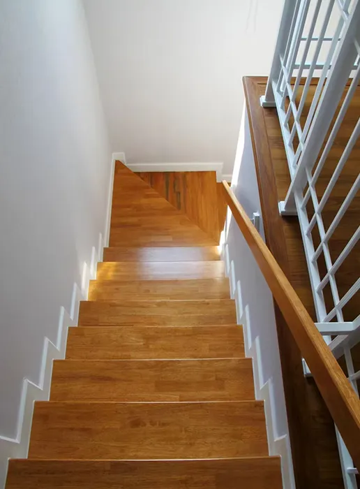 thaistair3