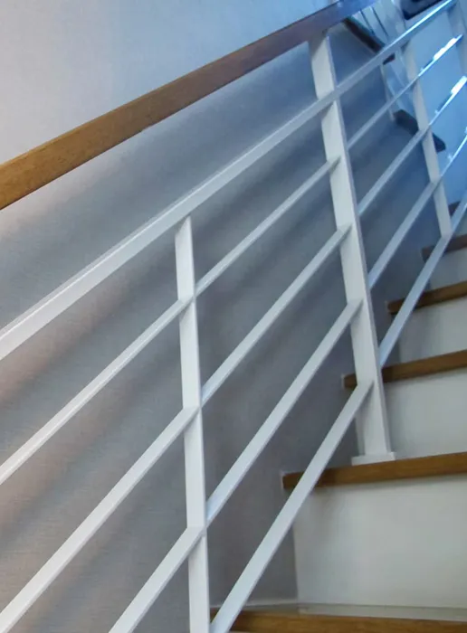 thaistair4