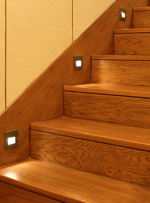 thaistair4
