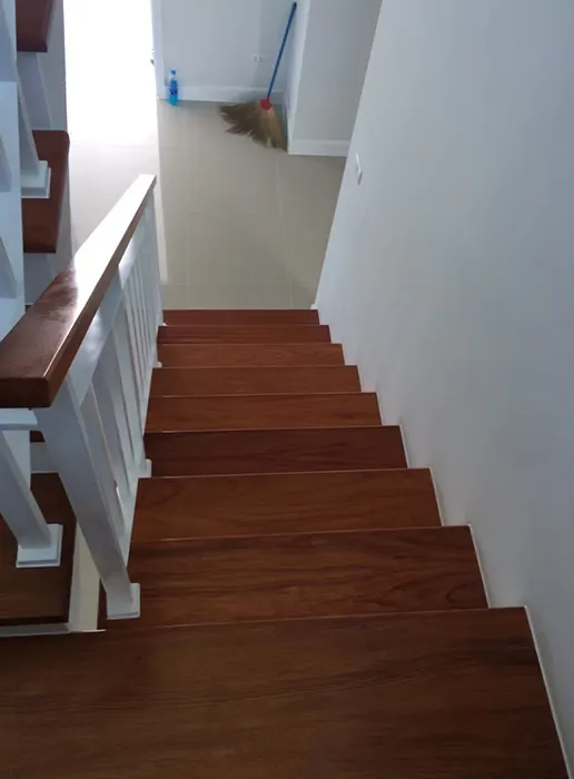 thaistair4