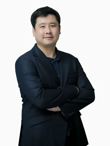 Mr