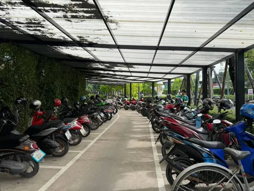 584577