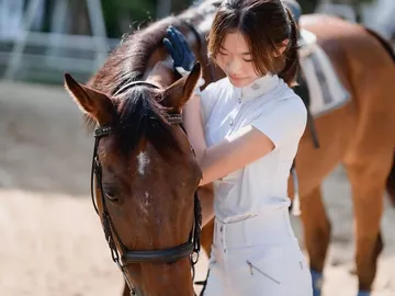 Horse-Riding(6)-1