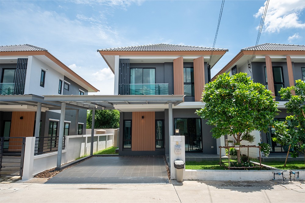 รุ่งเรืองวิลล่าลำลูกกาคลอง3-รูปบ้านภายนอก8
