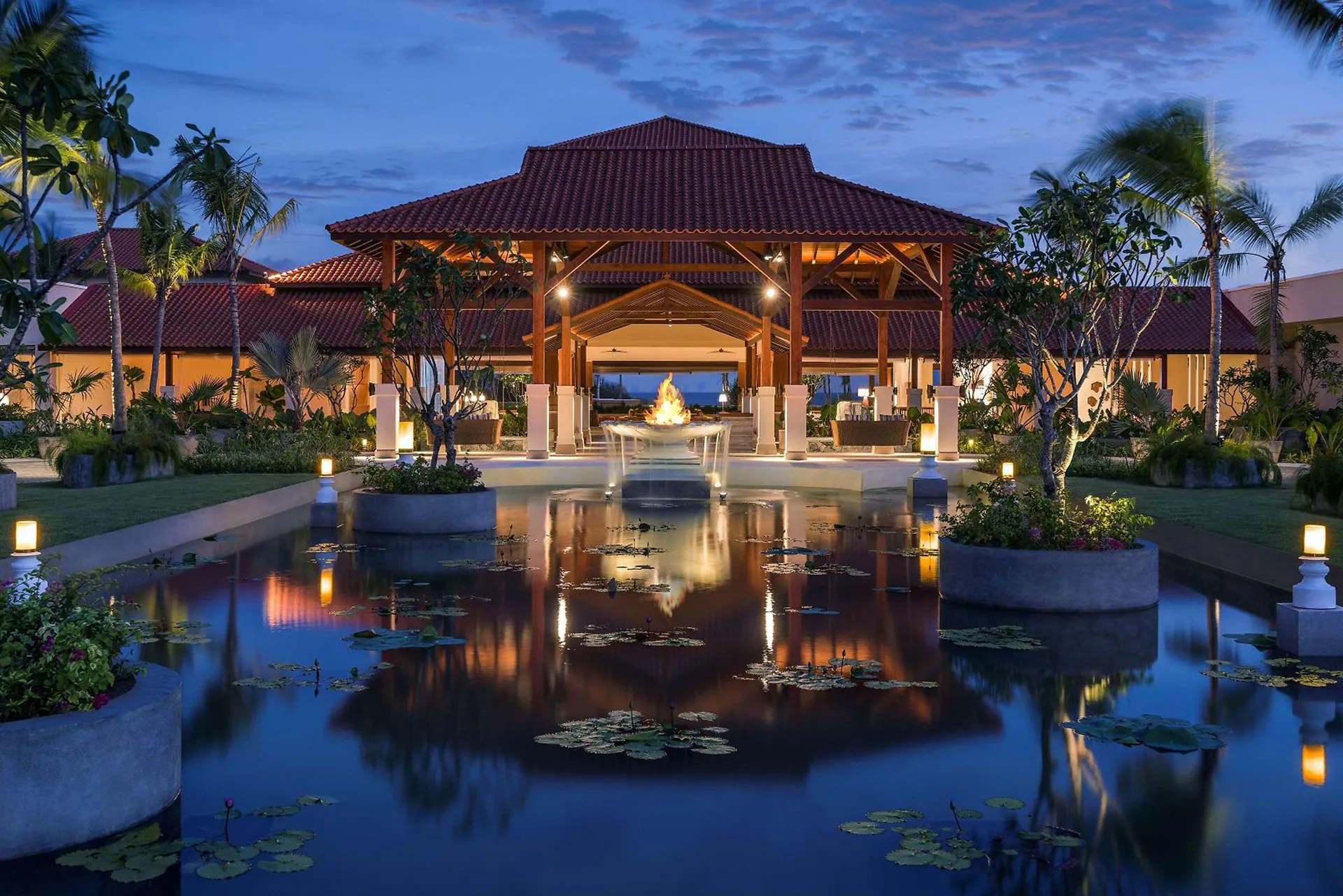 CoverWebShangriLaHamPond