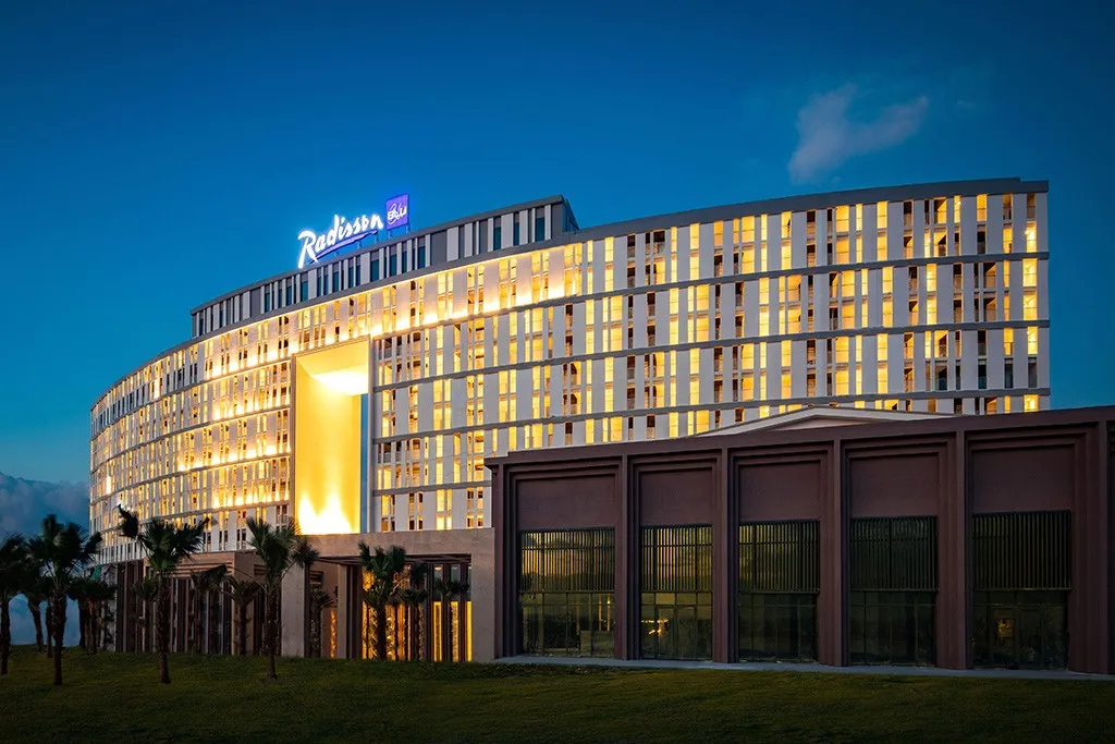 RadissonBluResortCam425048436098