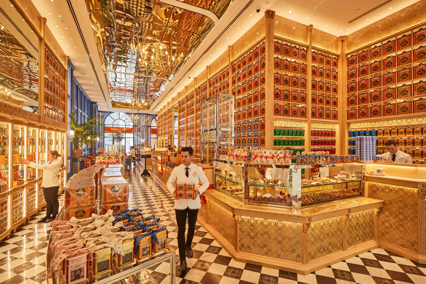 WebBachaPlaceVendome,Qatar01