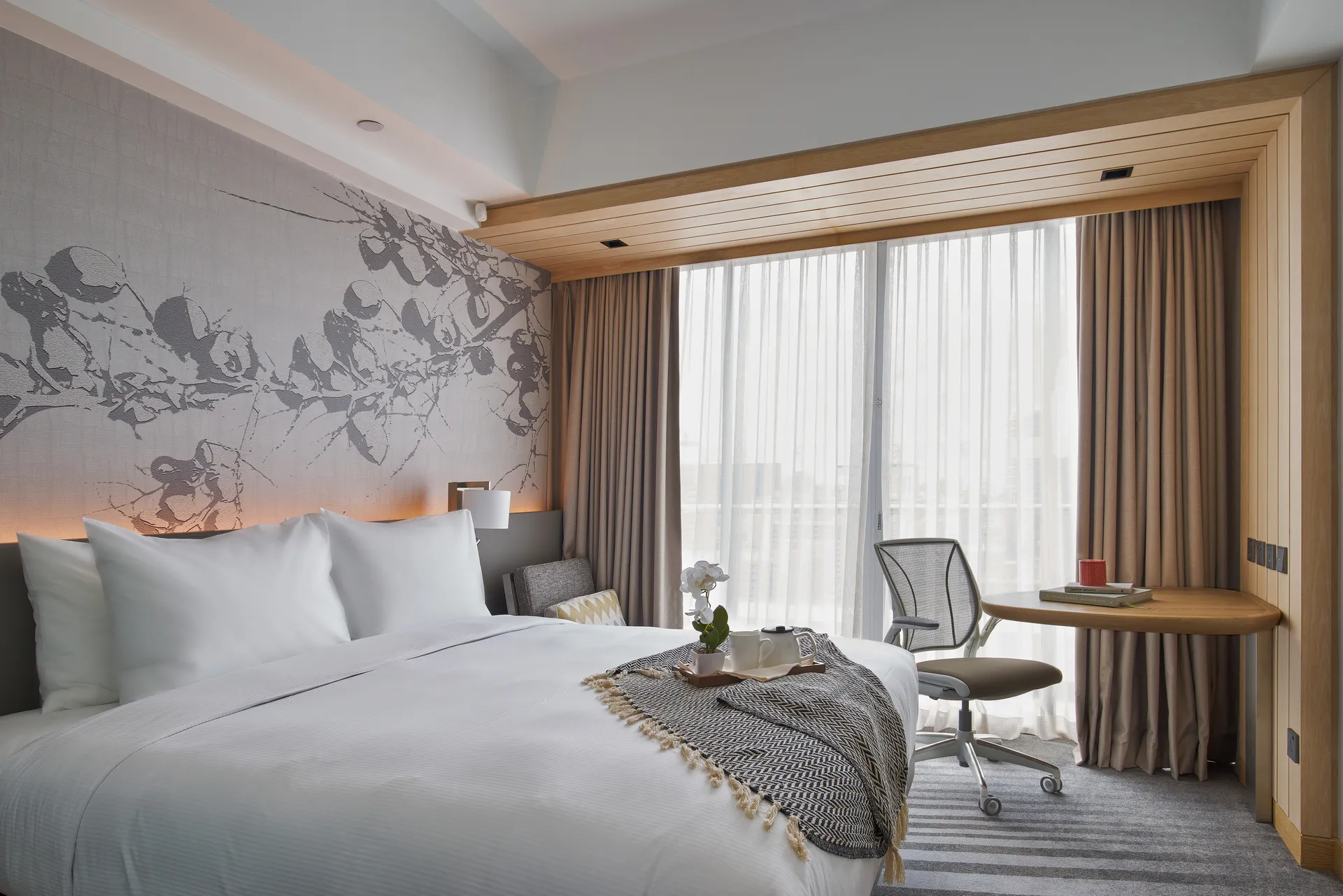 hiltongardeninn01875-6000