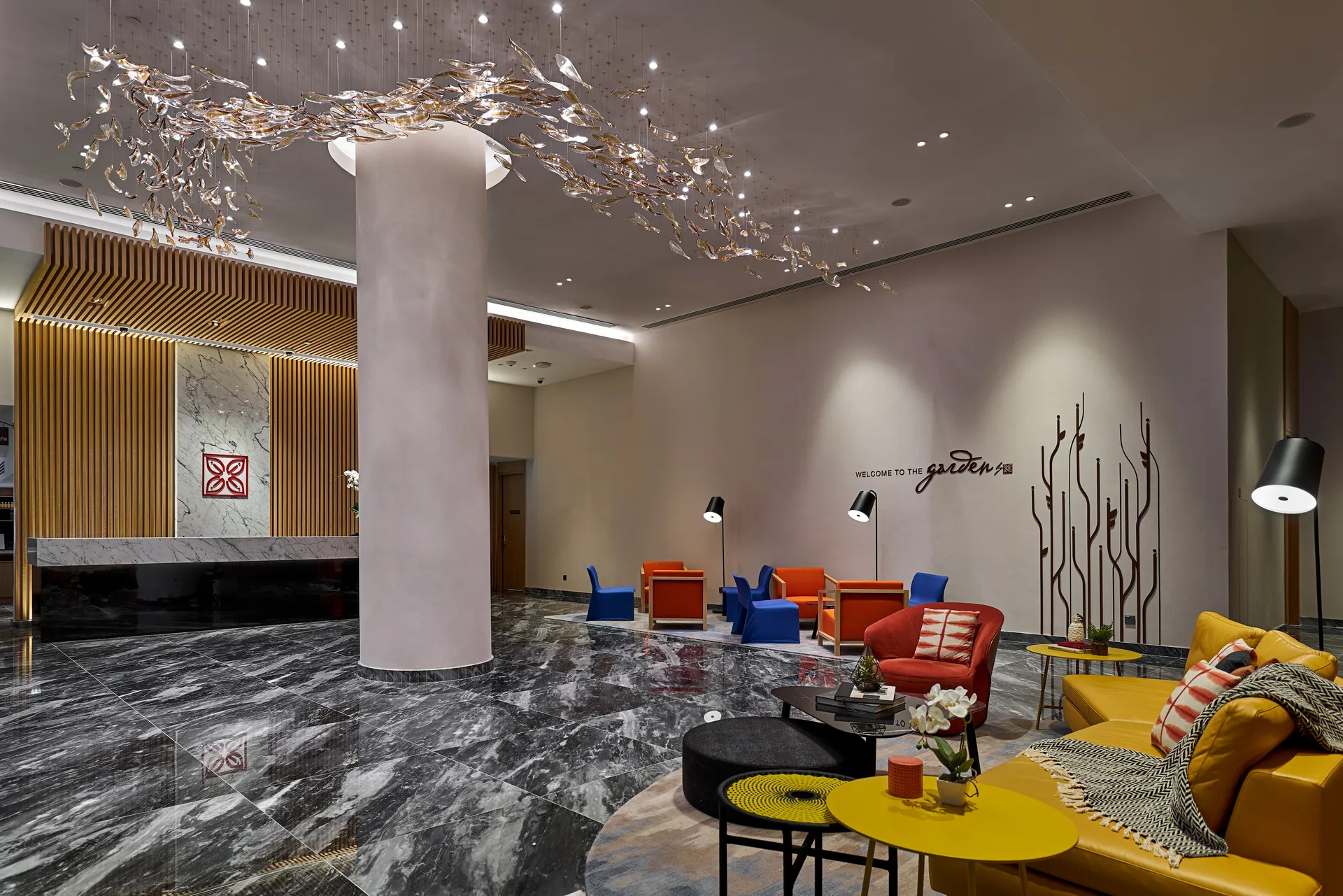 hiltongardeninn02098-6000