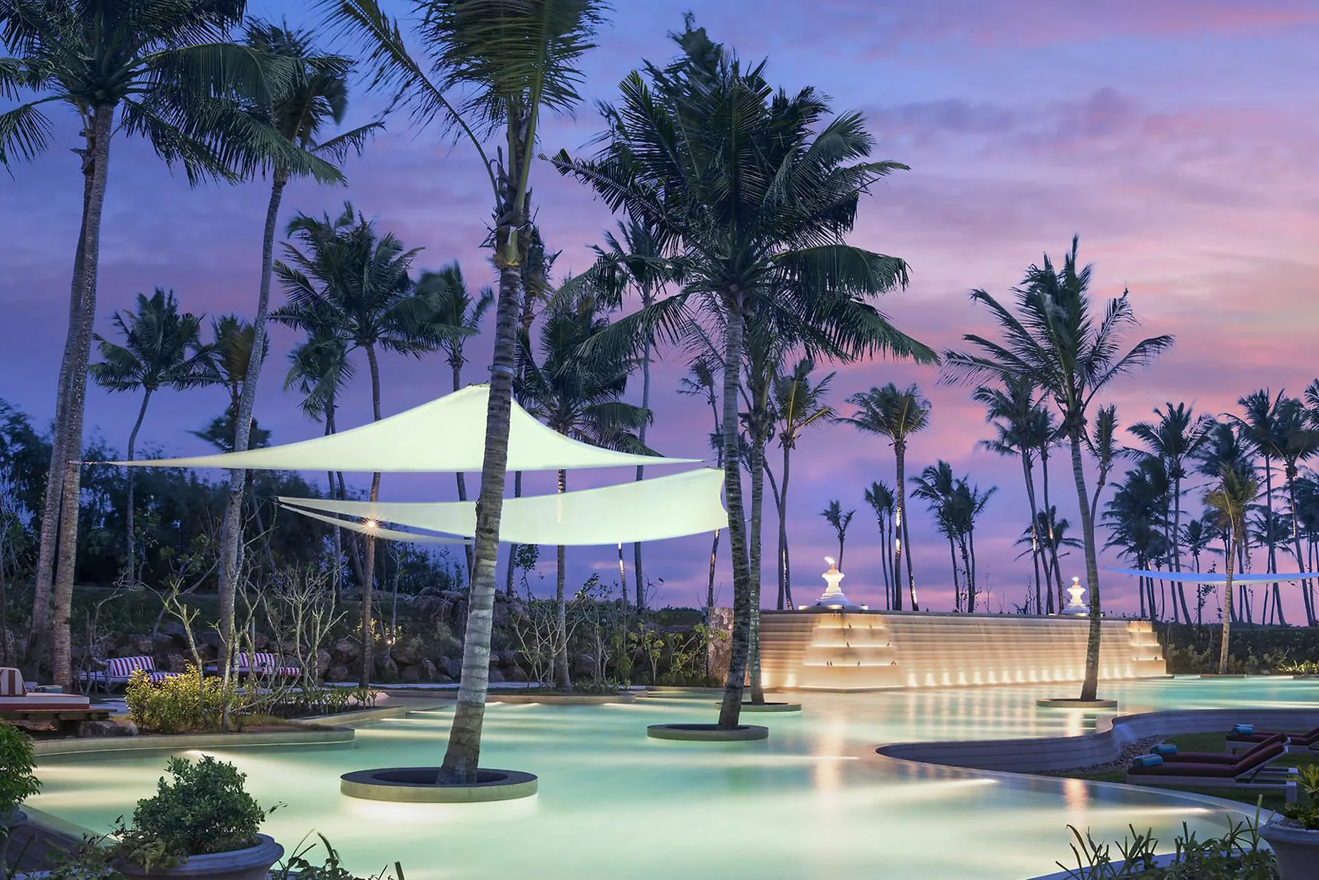 WebShangriLaHamPool