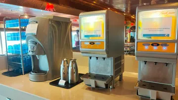 Costa04