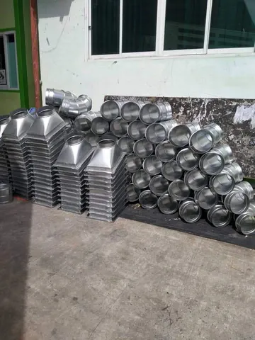 528131
