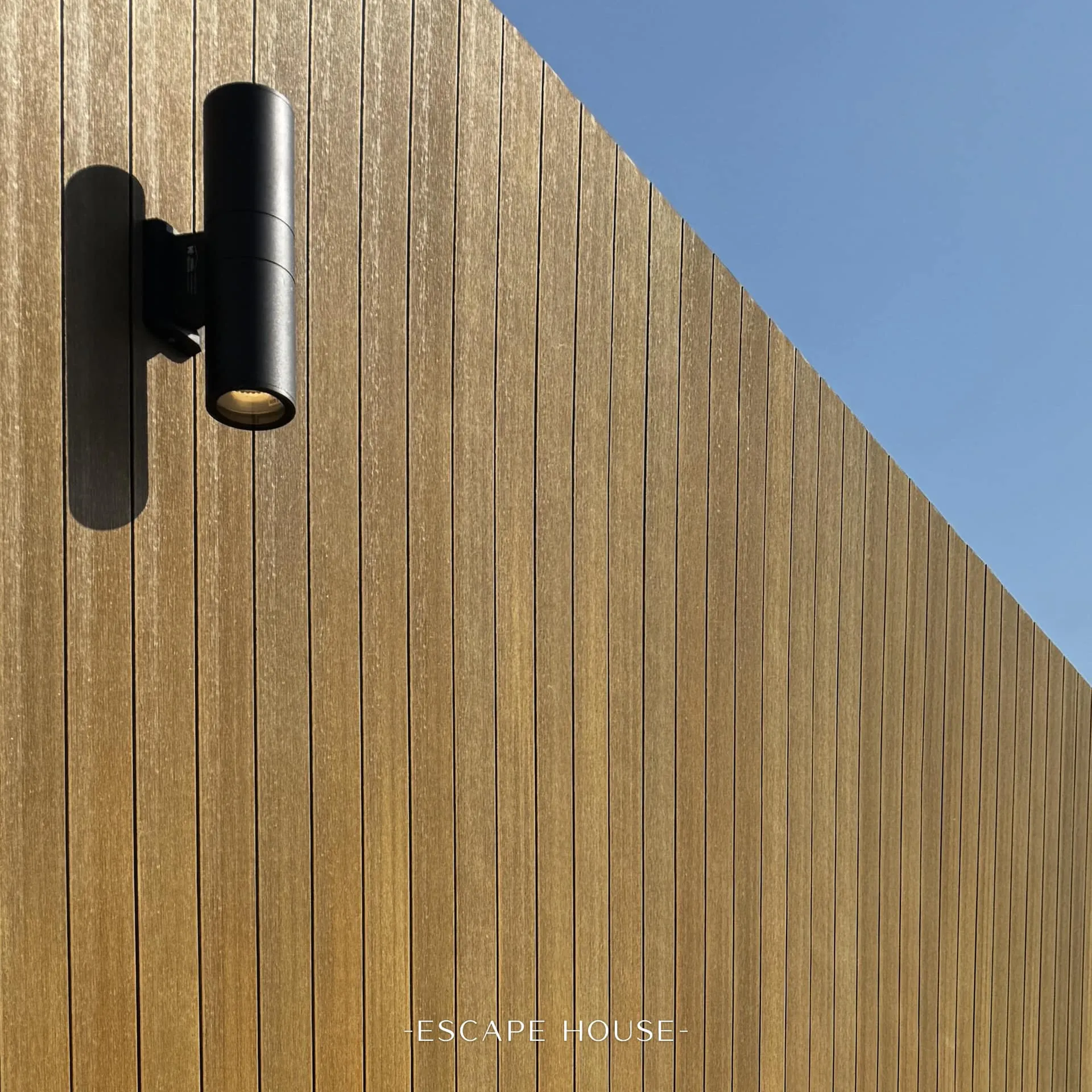 EscapeHouse(5)