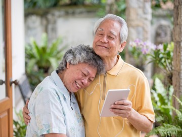 ประกันชีวิต-สูงวัย-สบายสบาย