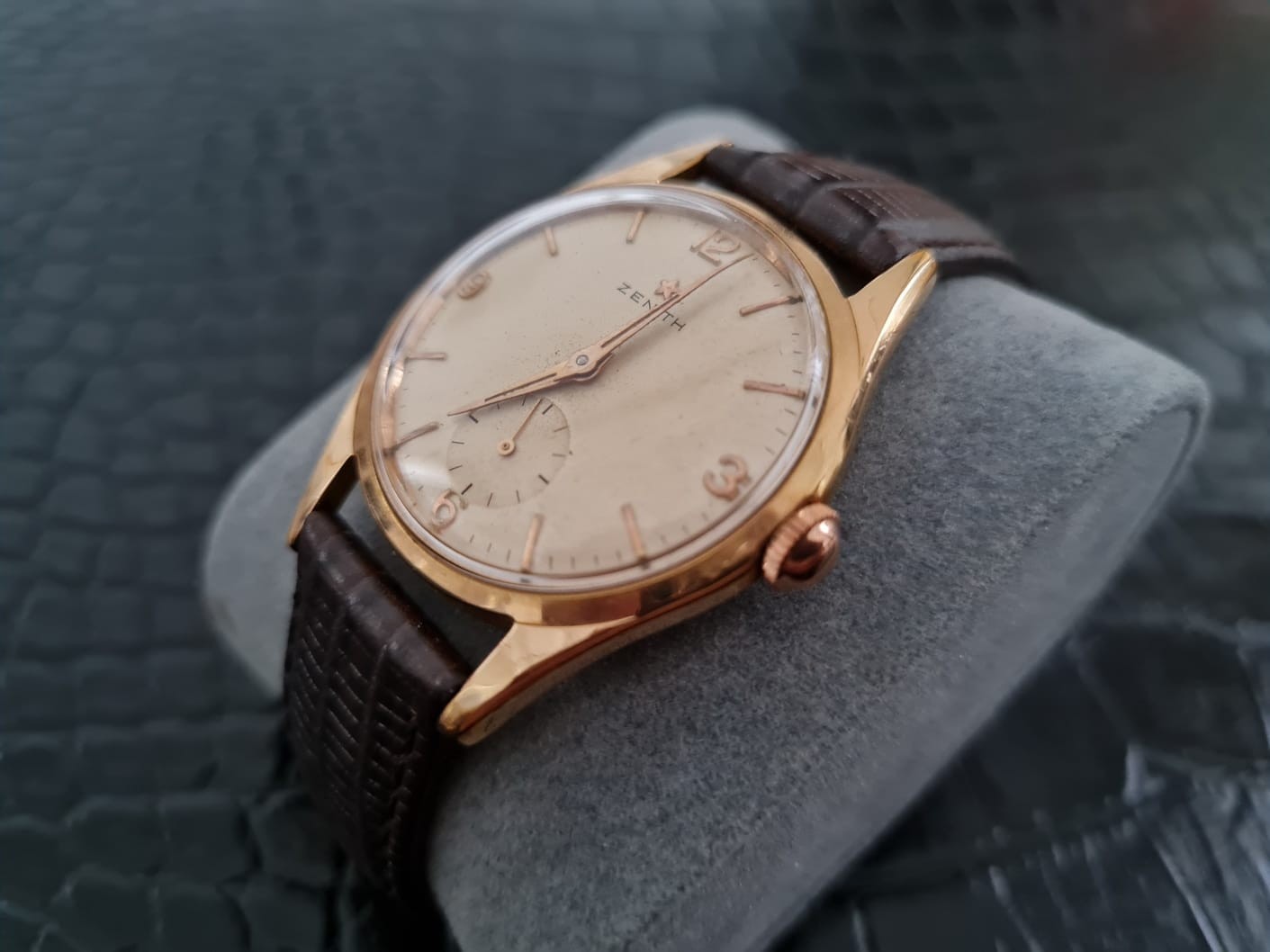 Vintage Small Second