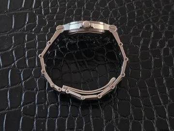 09