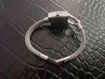 Corum-Trapeze-lady-2-7-resize640x480