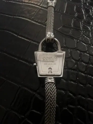 Corum-Trapeze-lady-2-8-resize360x480