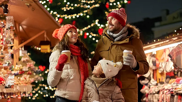 9-CHRISTMAS-MARKET