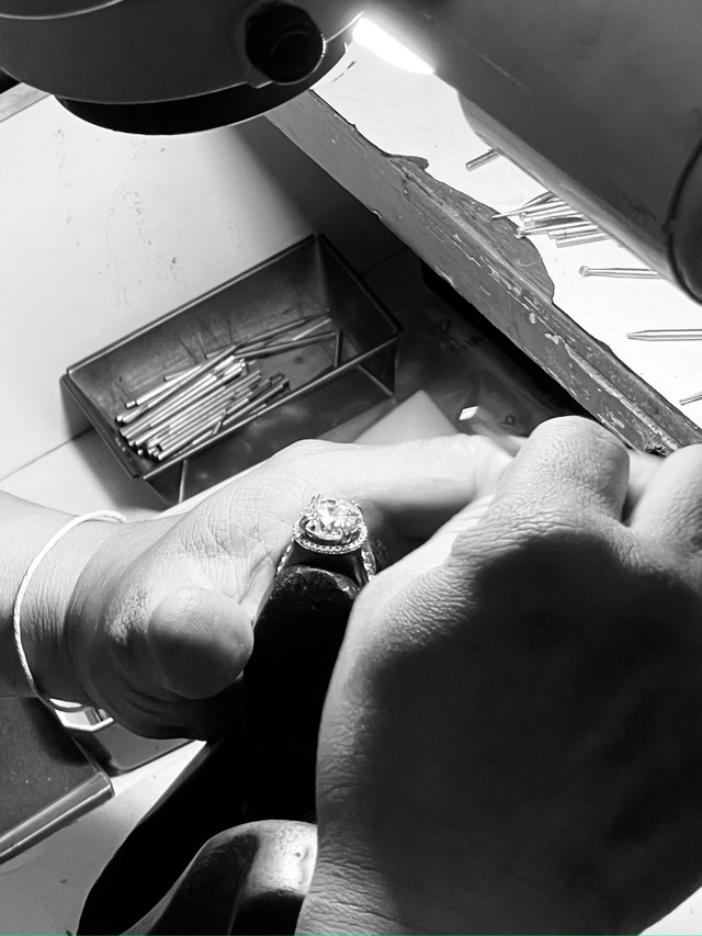 master-jeweler-crafting-diamond-ring