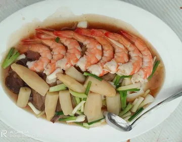 หน่อไม้กระป๋องผัดใส่กุ้ง
