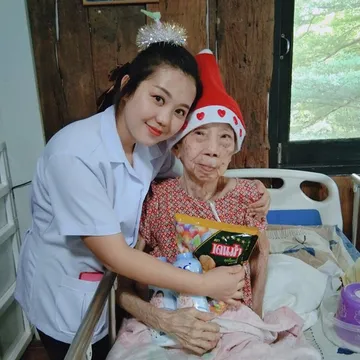 อิงรักดูแลผู้ป่วย15