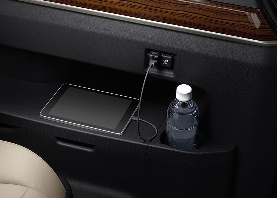 8Interior