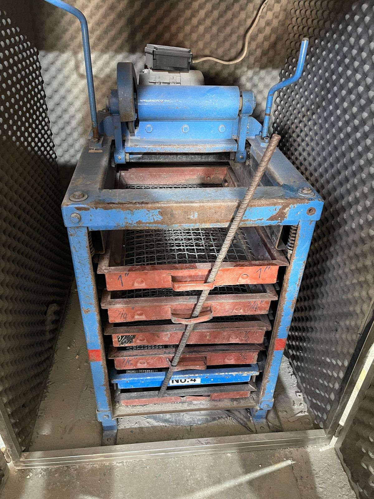 Repairing a sieve shaker
