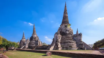 ThreeChedi(s)ofWatPhraSiSanphet