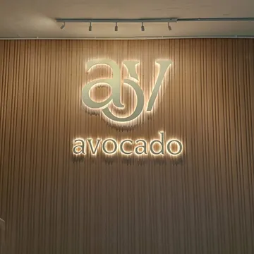 487980