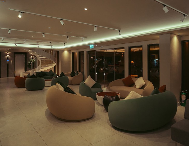 Interior1
