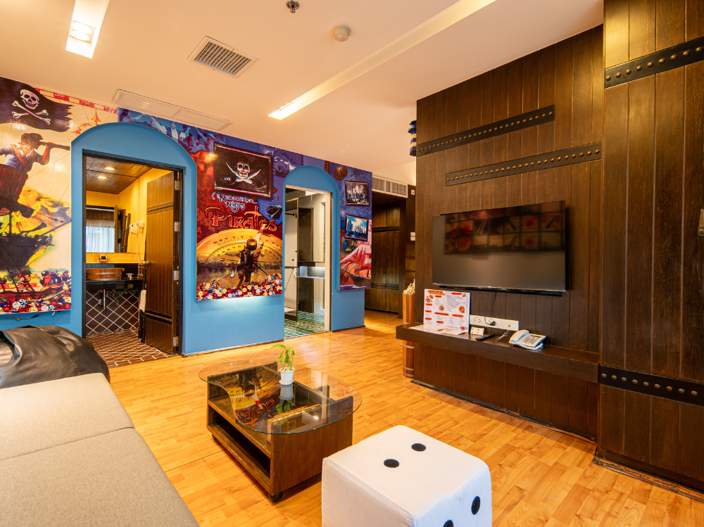 PIRATE STUDIO