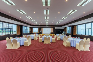 WUN8118-HDR(1)